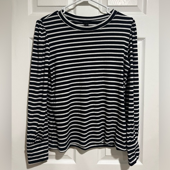 Ann Taylor Tops - Ann Taylor Women’s Black and White Striped Long Sleeve Top Size Medium